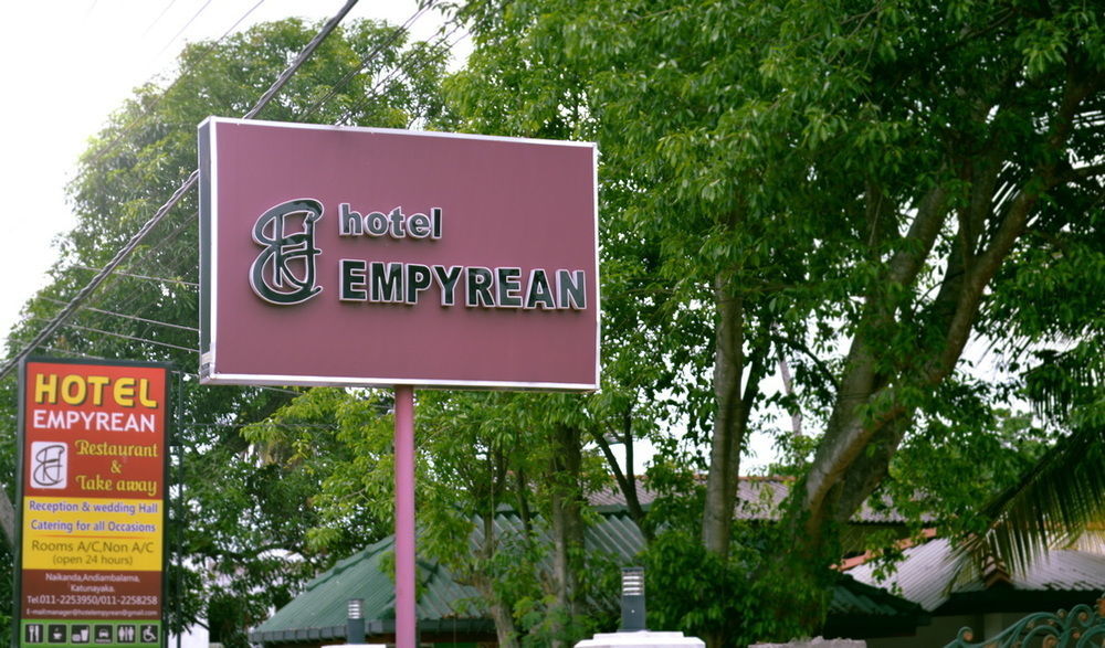 Hotel Empryean 카투나야크 외부 사진